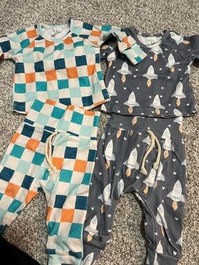 Kids Rocket & Checkered matchjng Set - Gray and Teal/Orange
